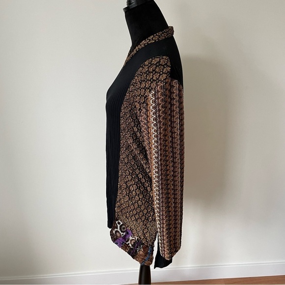 Staley Gretzinger Black Multi Mixed Media Art To Wear Long Sleeve Rayon Top NWT - Picture 2 of 8